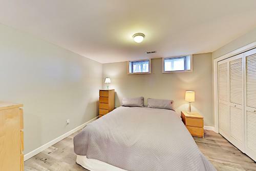 Jeter Mountain Manor