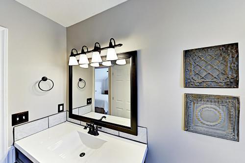 Misty Mountain Hideaway