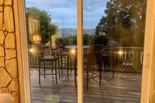 Serenity Mountain Oasis