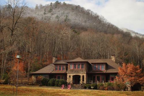 Posada Laughing Heart Lodge
