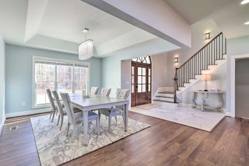 Spacious King Home With Theater And Game Room!