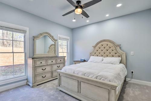 Spacious King Home With Theater And Game Room!
