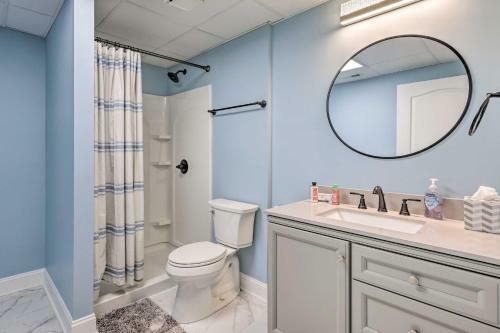 Spacious King Home With Theater And Game Room!