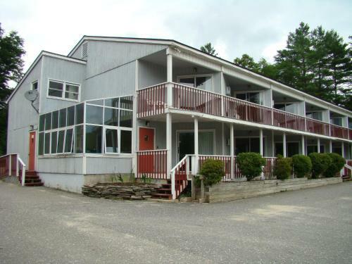 Happy Trails Motel