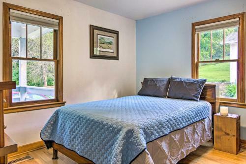 Secluded Marshall Home On 1 Acre And Mtn Views!