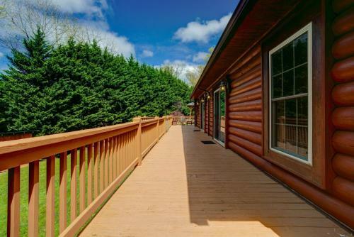 Mountain Laurel Oasis