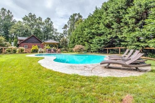 Mountain Laurel Oasis