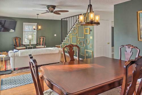 Chic And Cozy Blue Ridge Getaway With Mtn Views!