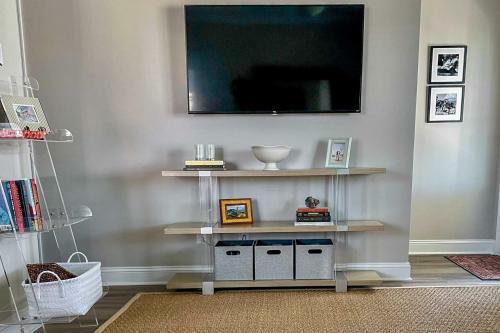 Morehead City Townhouse Less Than 3 Miles To Beach!
