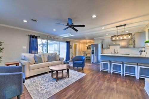 Lake Norman Escape With Boat Dock And Fireplace!