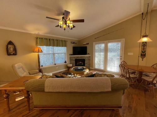 Blue Ridge Bungalow