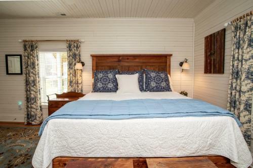 Jarrett Creek Cottage