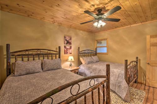 Murphy Cabin With Mountain Views And Fire Pits!
