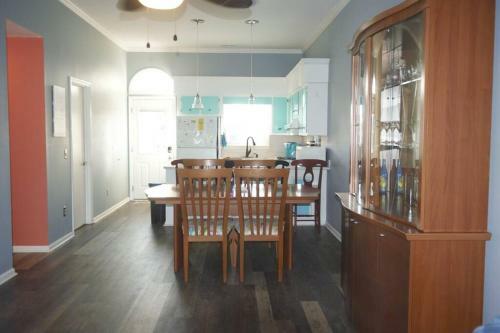 Aqua Haven - Second Street From Beach Home
