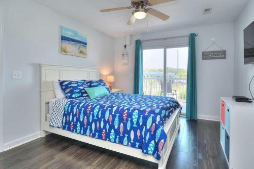 Ocean Walk 9101-days Drift By