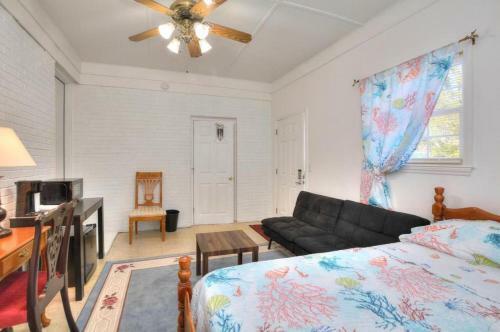 40th St En Suite