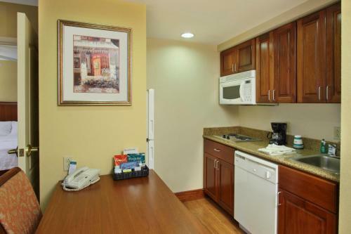 Hotel Homewood Suites By Hilton Chesapeake - Greenbrier