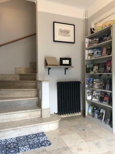 No 6 B&B