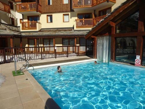 Apartamento R�sidence Les Alpages 4 �toiles - Appartement 4 Personnes - Piscine, Hammam, Sauna, Jacuzzi - Valcenis 73480