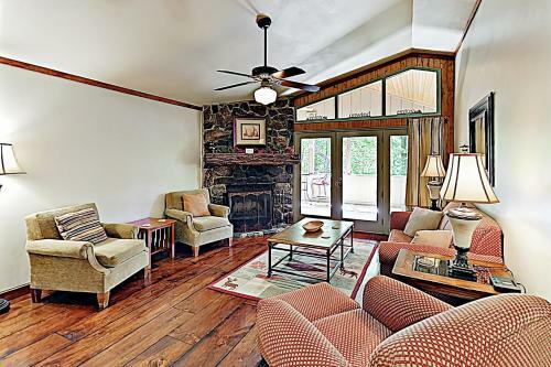Bear Creek Cabin
