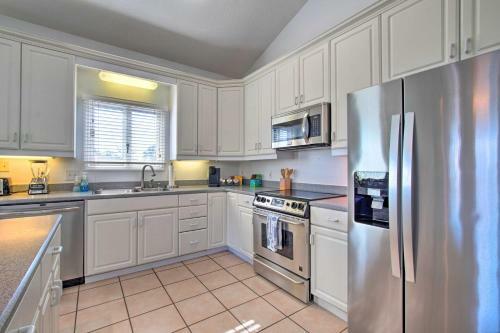 Apartamento Southport Condo With Fire Pit And Private Pool!