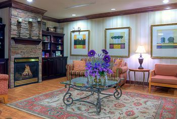 Posada Country Inn & Suites Petersburg