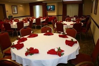 Posada Country Inn & Suites Petersburg