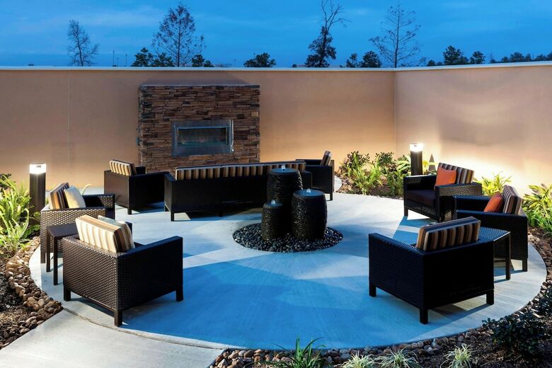 Hotel Courtyard By Marriott Houston North/shenandoah