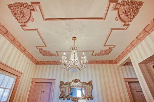 Bed & Breakfast Sara's Inn On The Boulevard