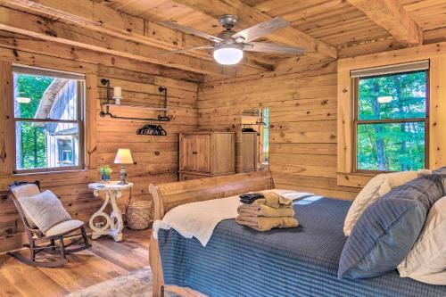 Waynesville Cabin With Hot Tub And Mountain Views