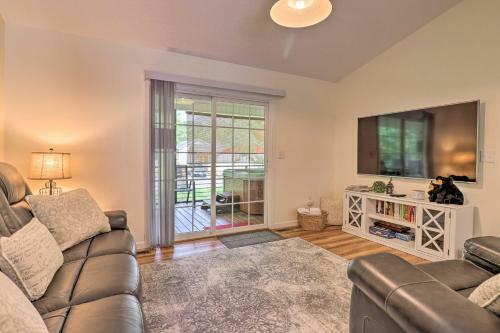 Updated Cottage At Lake Junaluska Golf Course