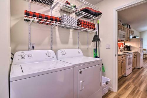 Updated Cottage At Lake Junaluska Golf Course