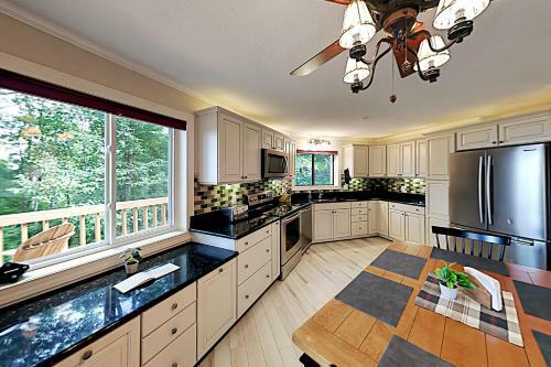 Valley View Cottage