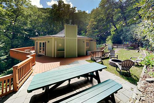 Valley View Cottage