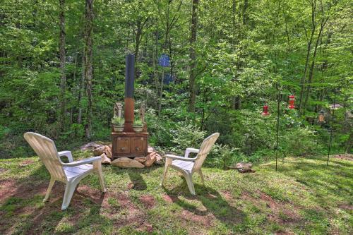 Creekside Home With Fire Pit, Less Than 15 Mi To Hiking