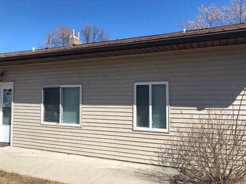 Burrel Avenue Apartments