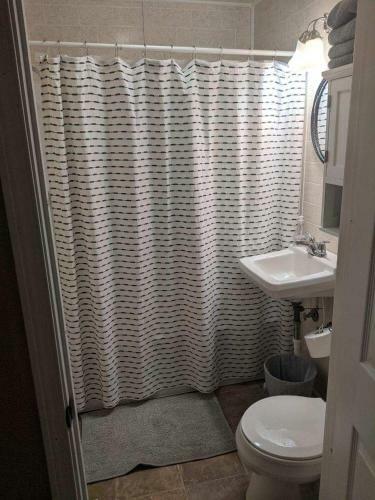 Burrel Avenue Apartments