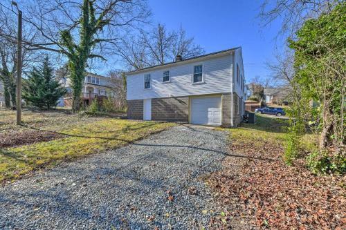 Mid-century Modern Cottage In Ardmore Area!