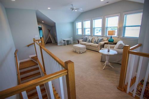 Gone Coastal By Sea Scape Properties