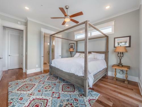 15 Steps From Beach Access! Brand New Duplex