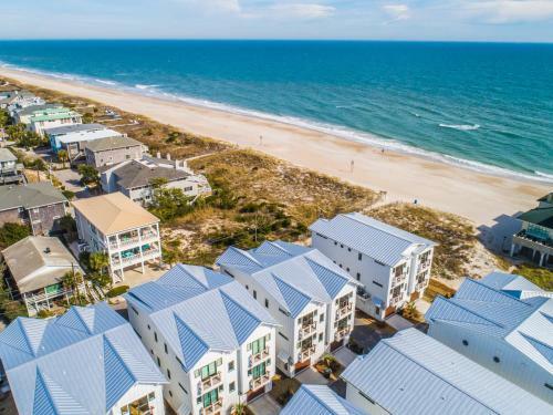 15 Steps From Beach Access! Brand New Duplex