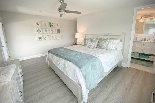 The Blue Pearl By Sea Scape Properties