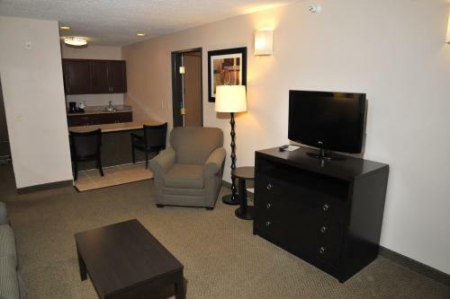 Surestay Plus Hotel By Best Western Ashland