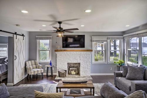 Waterfront Indian Lake Cottage With Fire Pit And Views