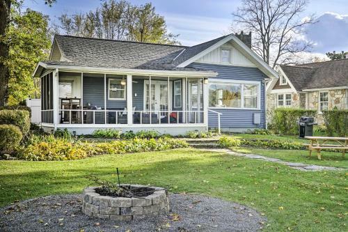 Waterfront Indian Lake Cottage With Fire Pit And Views