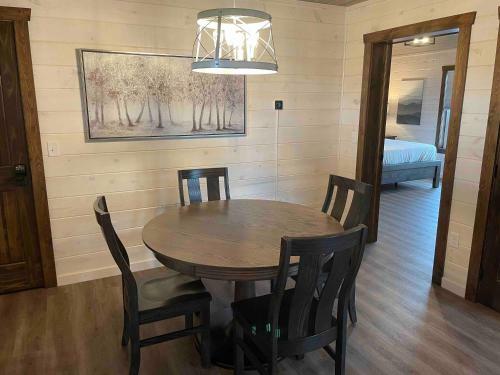 Premier Cottages By Amish Country Lodging