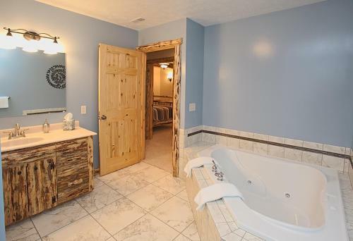 Posada Sojourner's Lodge & Log Cabin Suites