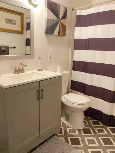 Apartamento Downtown Retro Retreat (The Loft)