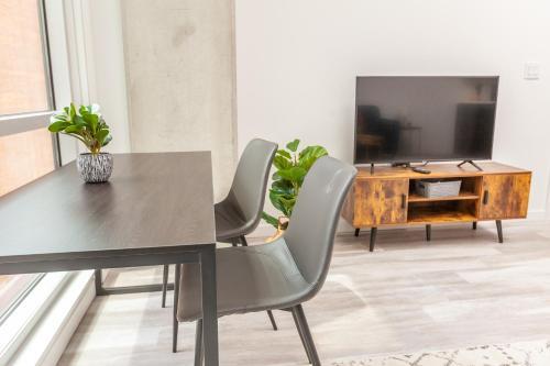Apartamento Frontdesk I The Blonde Apts Downtown Cincinnati