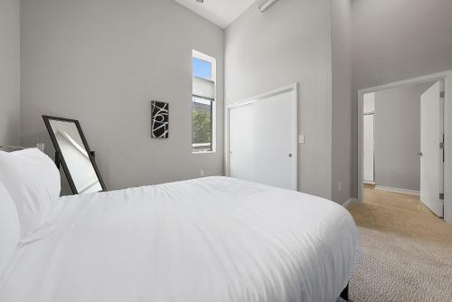 402f Jefferson Ave - Beautiful 4 Bed, 3 Bath Condo